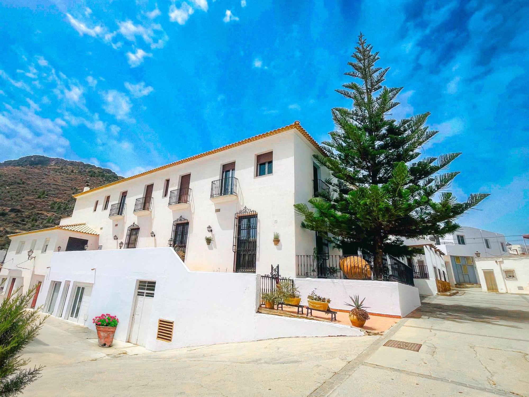 Hotel Museo Lucainena Lucainena de las Torres Exterior photo